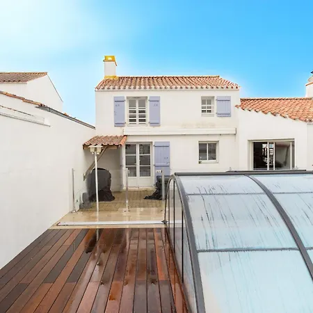 Maison Pour 6 - Piscine - 750m De La Holiday home *