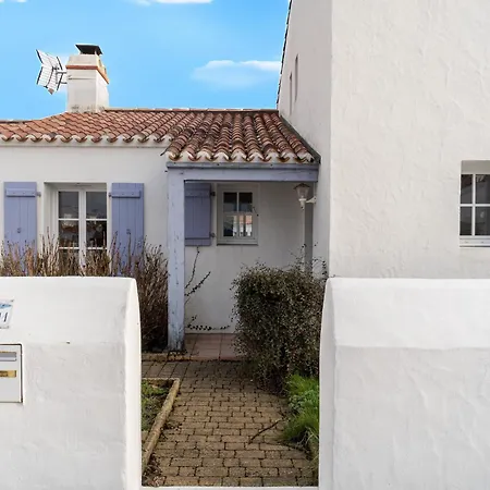 Holiday home Maison Pour 6 - Piscine - 750m De La L'Epine (Vendee)